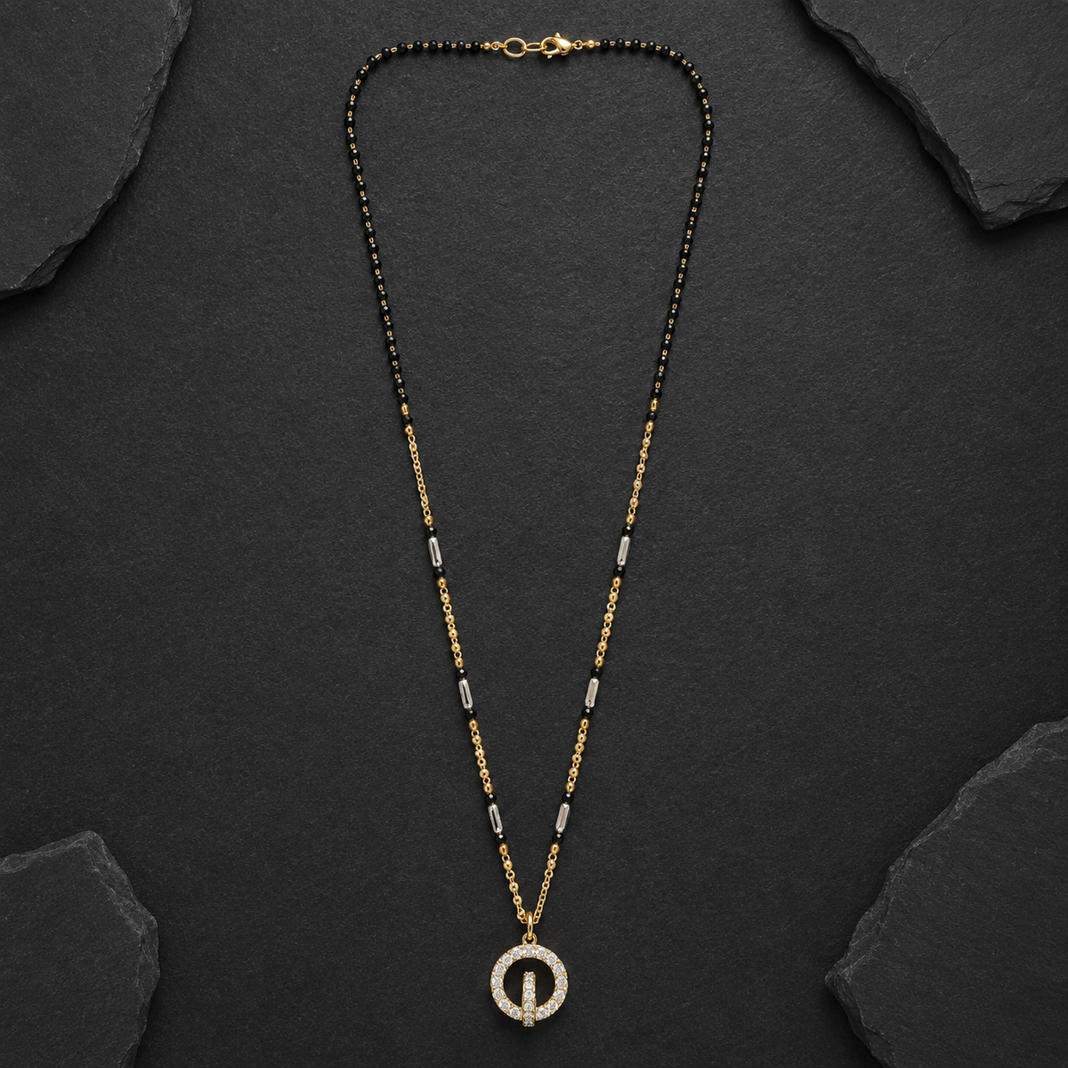 Gold & Black Beaded Crystal Circle Pendant Necklace – Elegant Dual-Tone Statement Necklace
