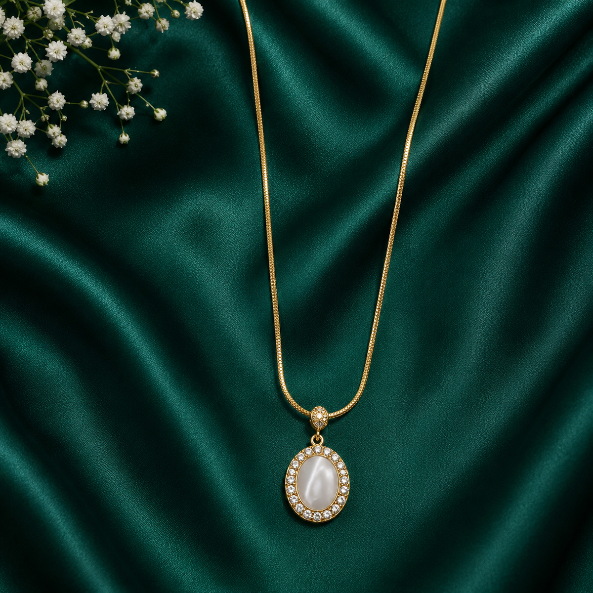 Elegant Pearl Halo Pendant Necklace